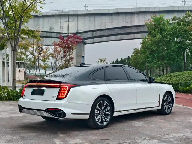 Hongqi H9 — Фото автомобиля 6