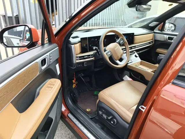 Hyundai Santa Fe — Фото автомобиля 15