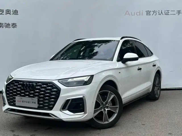 Фотография автомобиля — Audi Q5L Sportback