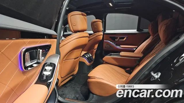 Mercedes-Benz S-Class W223 — Фото автомобиля 12