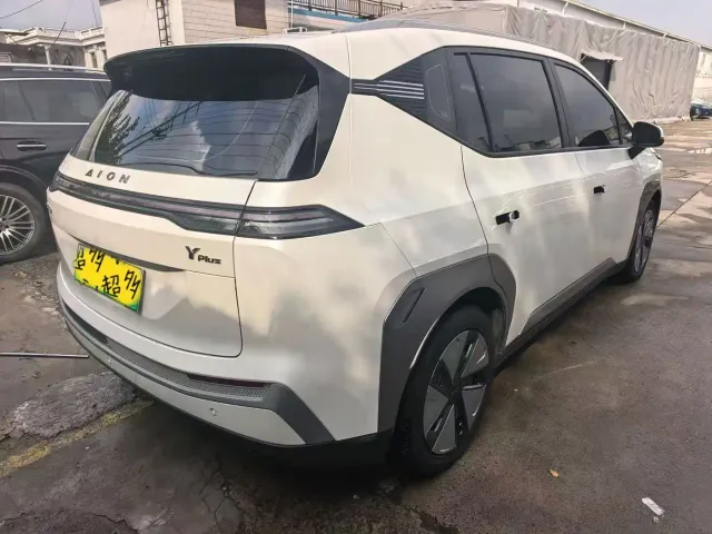 GAC Aion Y — Фото автомобиля 6