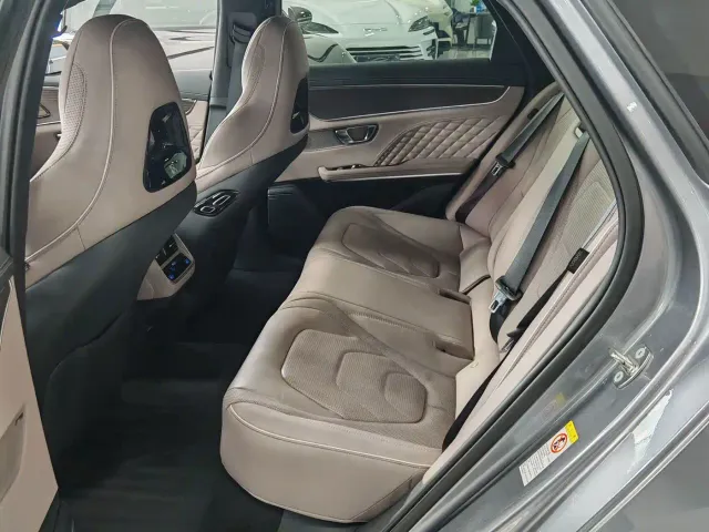 BYD Han — Фото автомобиля 9