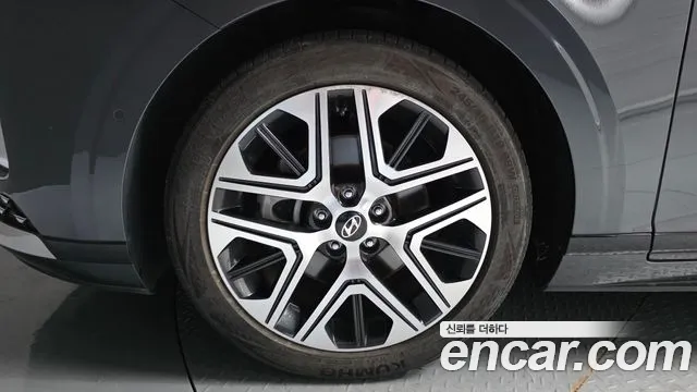 Hyundai Grandeur Grandeur (GN7) 2.5 Бензин 2WD — Фото автомобиля 5