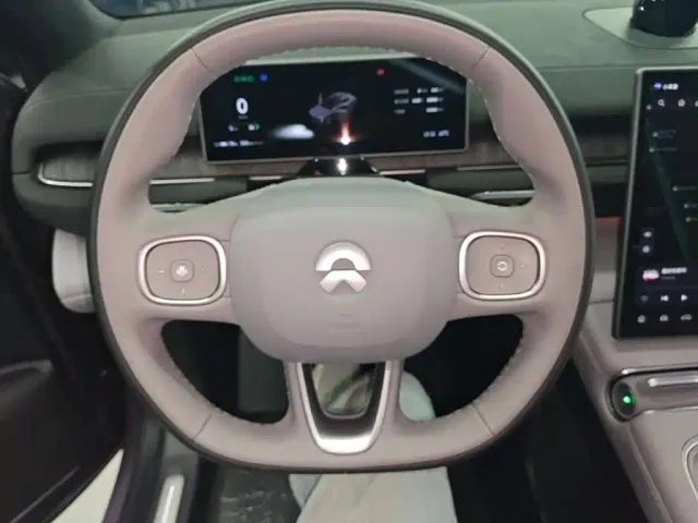 Nio EC6 — Фото автомобиля 10