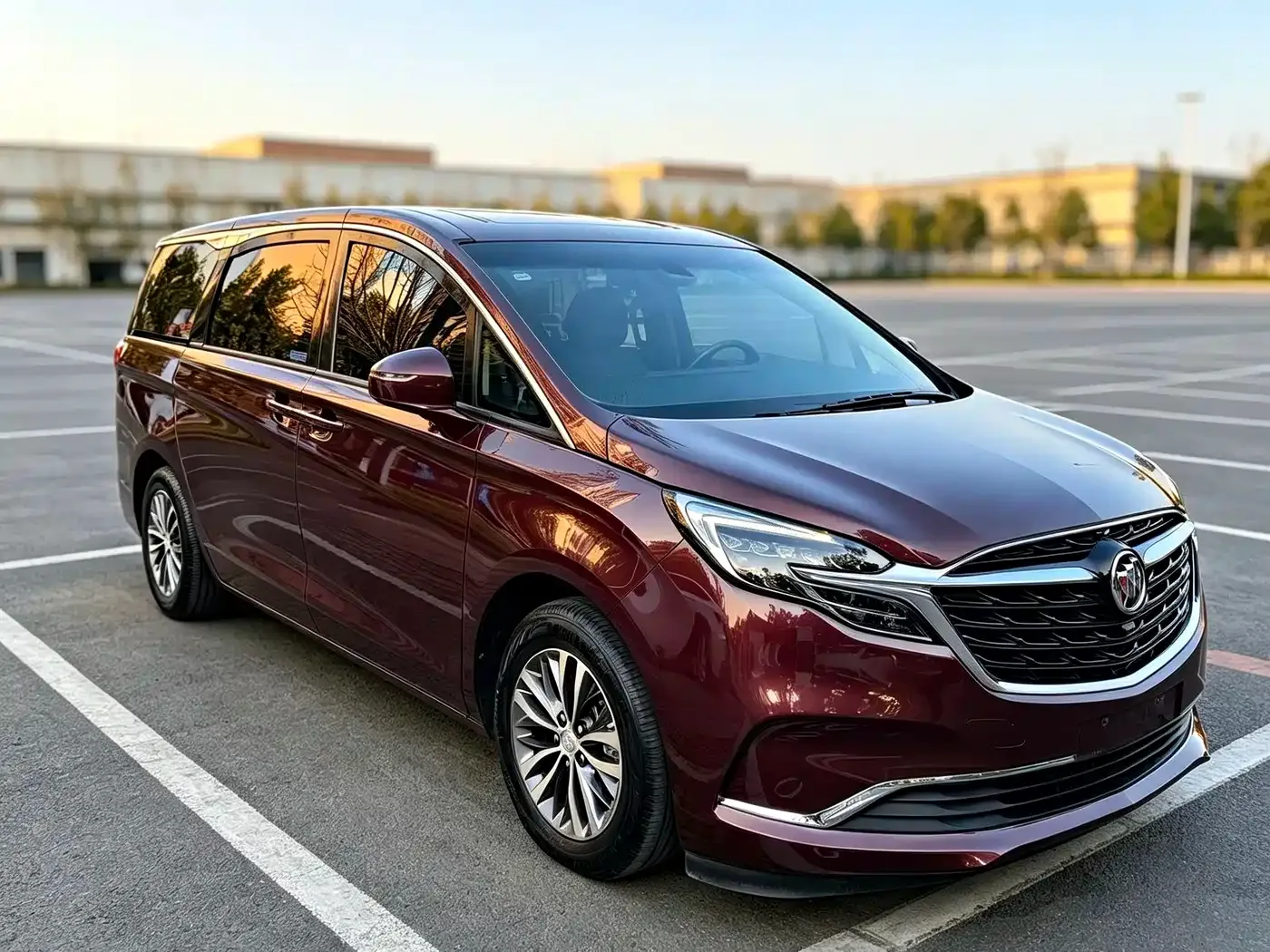 Buick Buick GL8 2022 ES Landmark 653T Comfort — Фото автомобиля 3