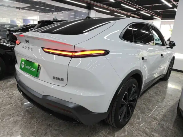 Onvo L60 — Фото автомобиля 6
