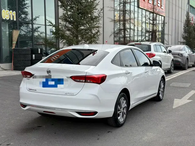 Buick Verano — Фото автомобиля 9