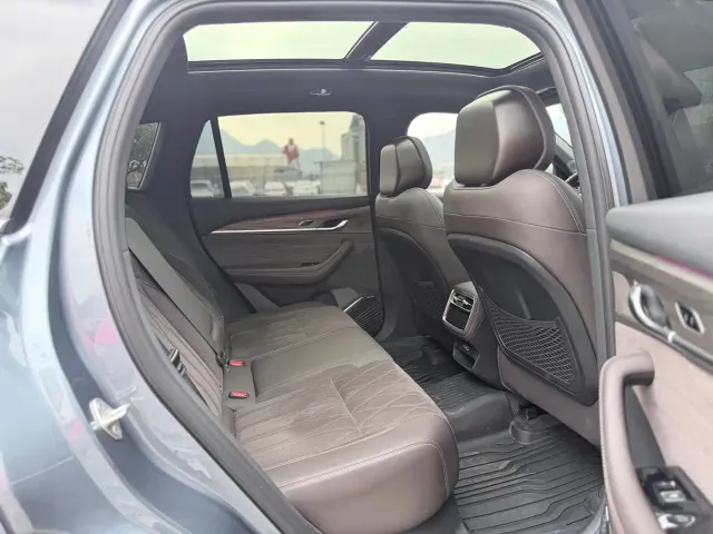 Geely Xingyue L 2026 Oriental Glory 2.0TD Automatic Moonlight Edition — Фото автомобиля 12