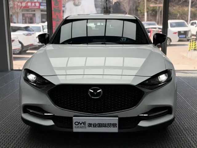Mazda CX-4 — Фото автомобиля 2