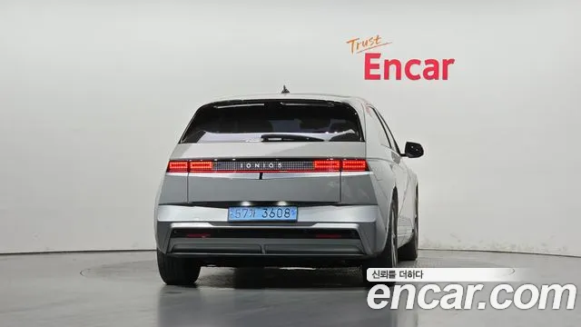 Hyundai Ioniq 5 — Фото автомобиля 4