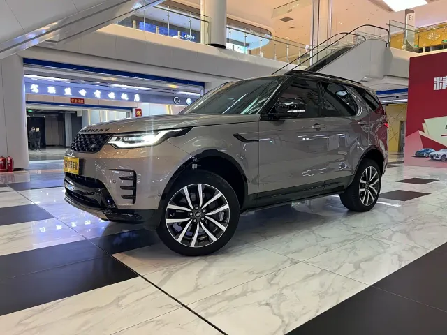 Land Rover Discovery — Фото автомобиля 3