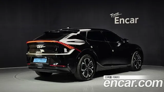 Kia EV6 — Фото автомобиля 2