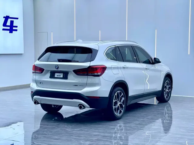 BMW X1 — Фото автомобиля 13