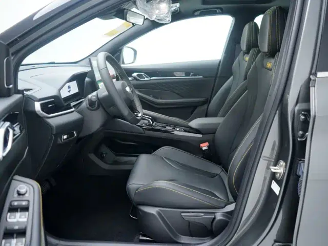 Geely Binyue — Фото автомобиля 4