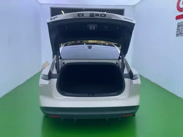 NIO NIO ET5 2022 75kWh — Фото автомобиля 16