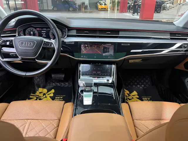 Audi A8 — Фото автомобиля 9