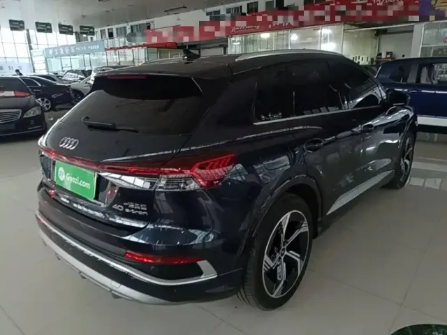 Audi Audi Q4 e-tron 2023 40 e-tron Innovation Edition — Фото автомобиля 6