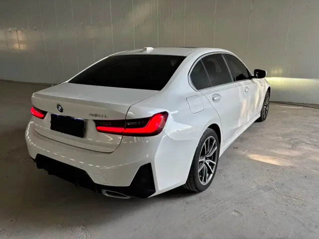 BMW 3 Series — Фото автомобиля 6
