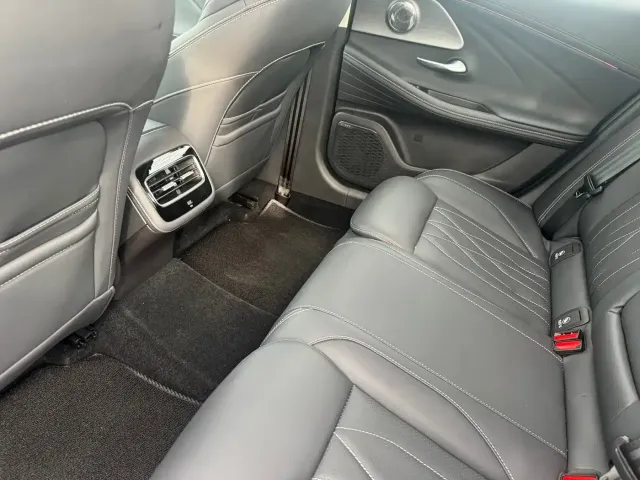 Chery Arrizo 8 — Фото автомобиля 8