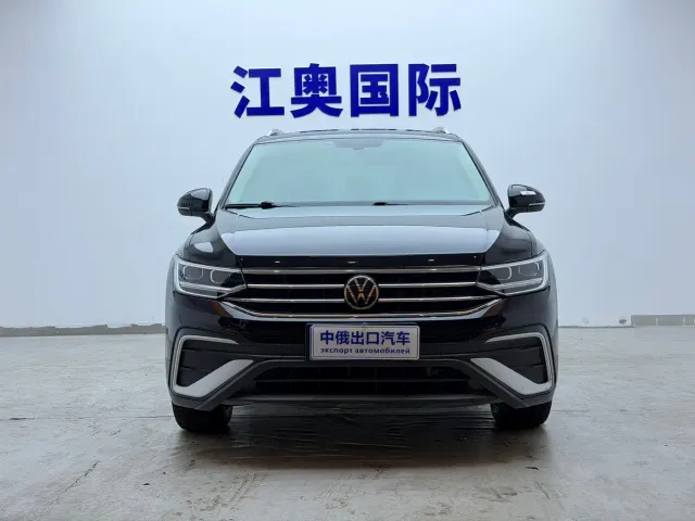 Volkswagen Tiguan L — Фото автомобиля 2