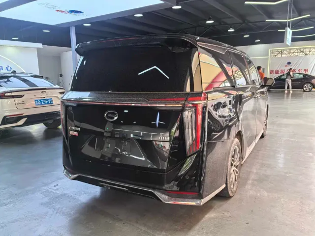 GAC Trumpchi M8 — Фото автомобиля 9