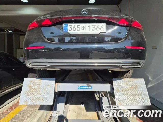 Mercedes-Benz E-Class W214 — Фото автомобиля 2