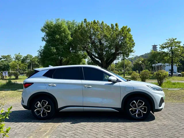 BYD Yuan PLUS — Фото автомобиля 4
