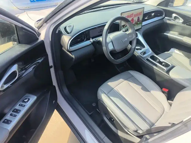 Geely Starry Wish — Фото автомобиля 15