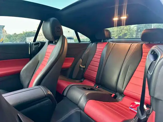 Mercedes-Benz E-Class — Фото автомобиля 9