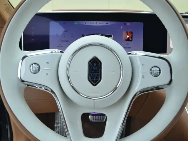 Maextro S800 — Фото автомобиля 8