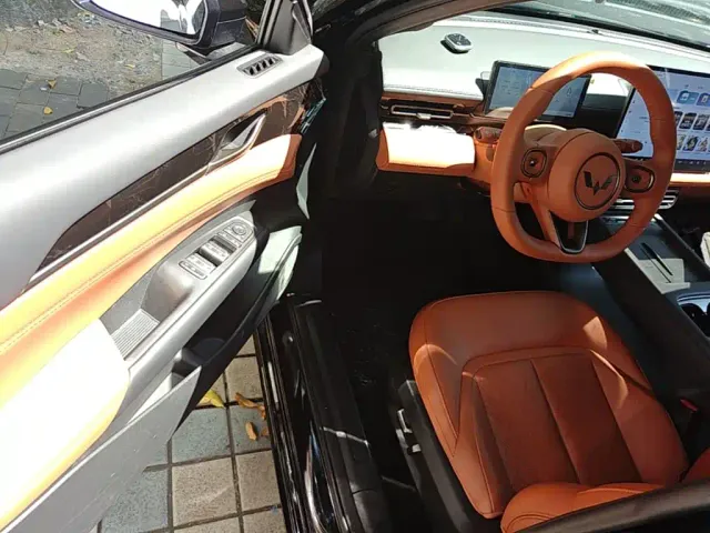 Wuling Starlight — Фото автомобиля 15