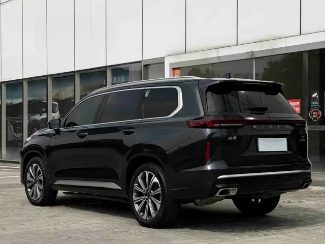Exeed VX — Фото автомобиля 5