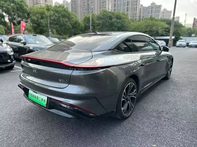 IM Motors L7 — Фото автомобиля 3