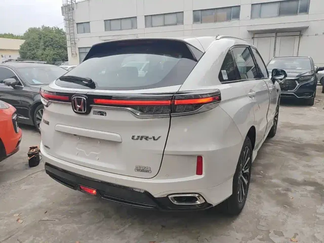 Honda UR-V — Фото автомобиля 6