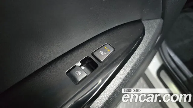 Kia Sportage Sportage 5-е поколение Бензин 1.6 турбо 2WD — Фото автомобиля 24