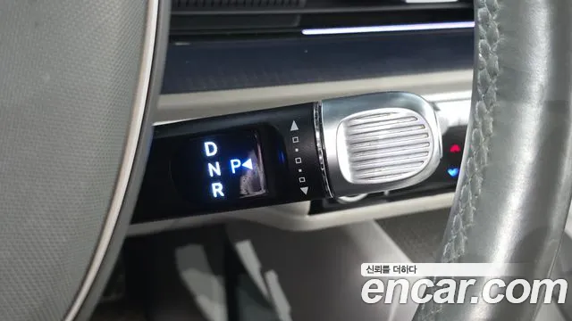 Hyundai Ioniq 6 — Фото автомобиля 12