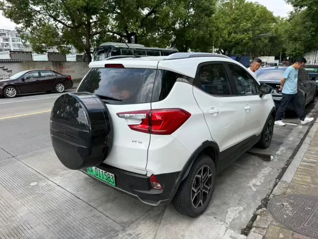 BYD Yuan Pro — Фото автомобиля 2