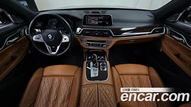BMW 7-Series — Фото автомобиля 5