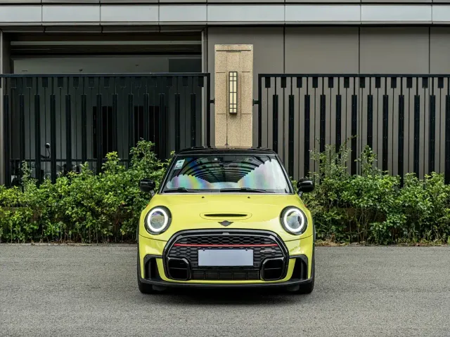 MINI John Cooper Works — Фото автомобиля 2