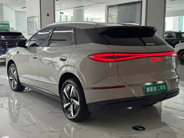 BYD Sealion 06 — Фото автомобиля 9