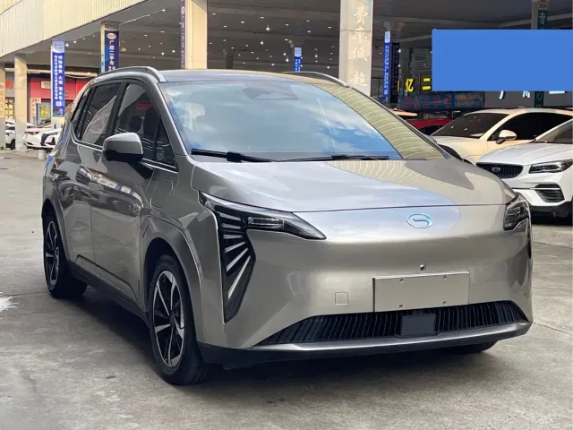 GAC Aion Y — Фото автомобиля 2