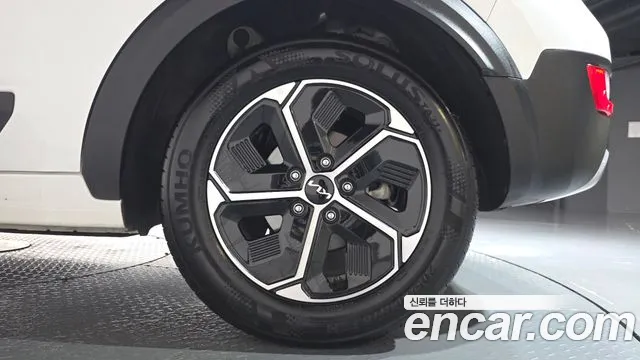 Kia Niro The All New — Фото автомобиля 6