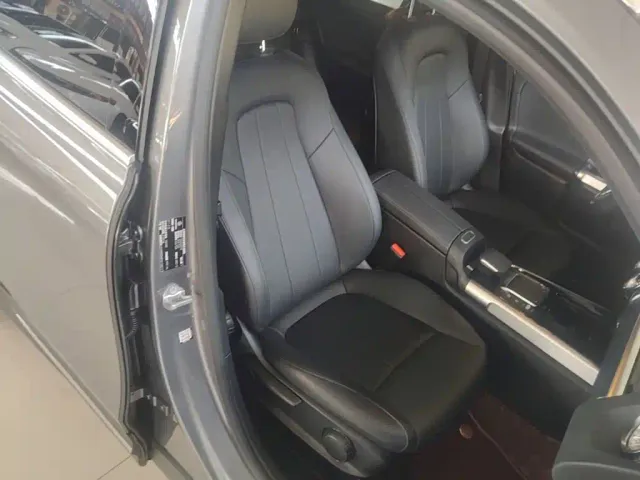 Mercedes-Benz GLB-Class — Фото автомобиля 19