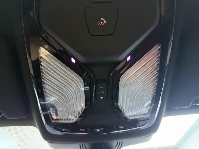 BMW 5 Series — Фото автомобиля 10