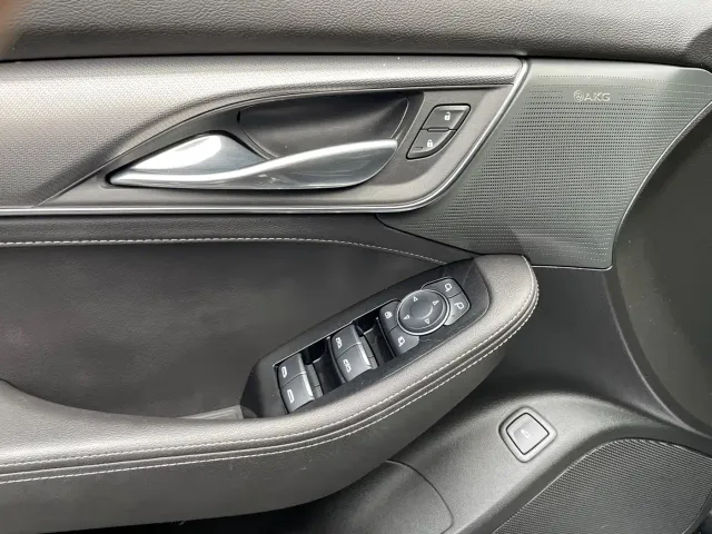 Cadillac CT5 — Фото автомобиля 4