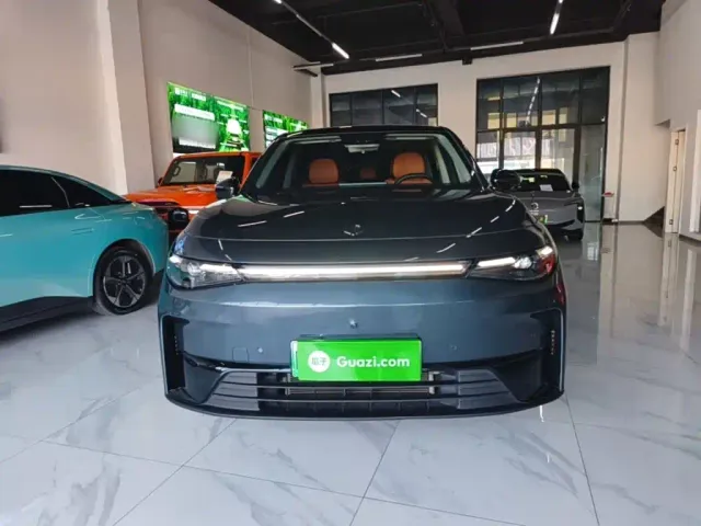 Leapmotor C10 — Фото автомобиля 2
