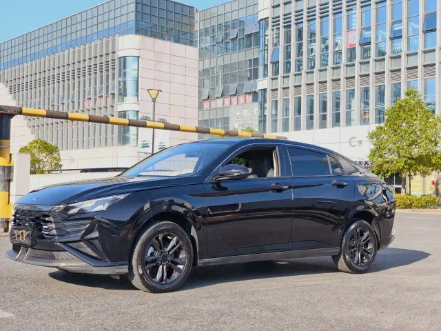 Dongfeng Yixuan — Фото автомобиля 2