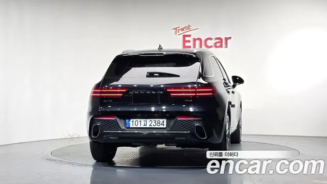 Genesis GV70 — Фото автомобиля 4