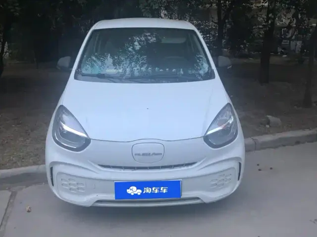Roewe Clever — Фото автомобиля 2