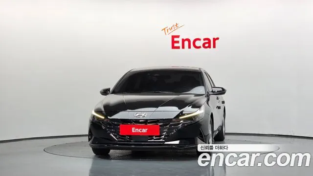 Hyundai Avante CN7 — Фото автомобиля 3